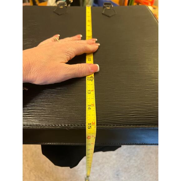 LOUIS VUITTON Epi Sac Plat - Picture 15 of 16